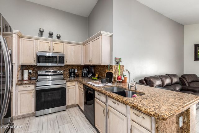 4644 N 84TH Drive, Phoenix, AZ 85037