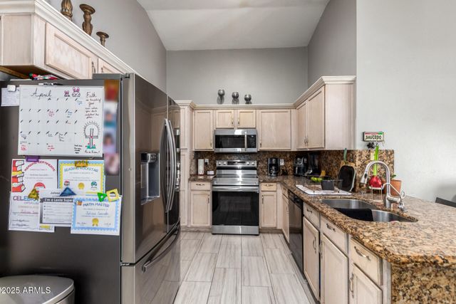 4644 N 84TH Drive, Phoenix, AZ 85037