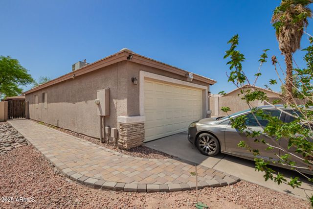 4644 N 84TH Drive, Phoenix, AZ 85037