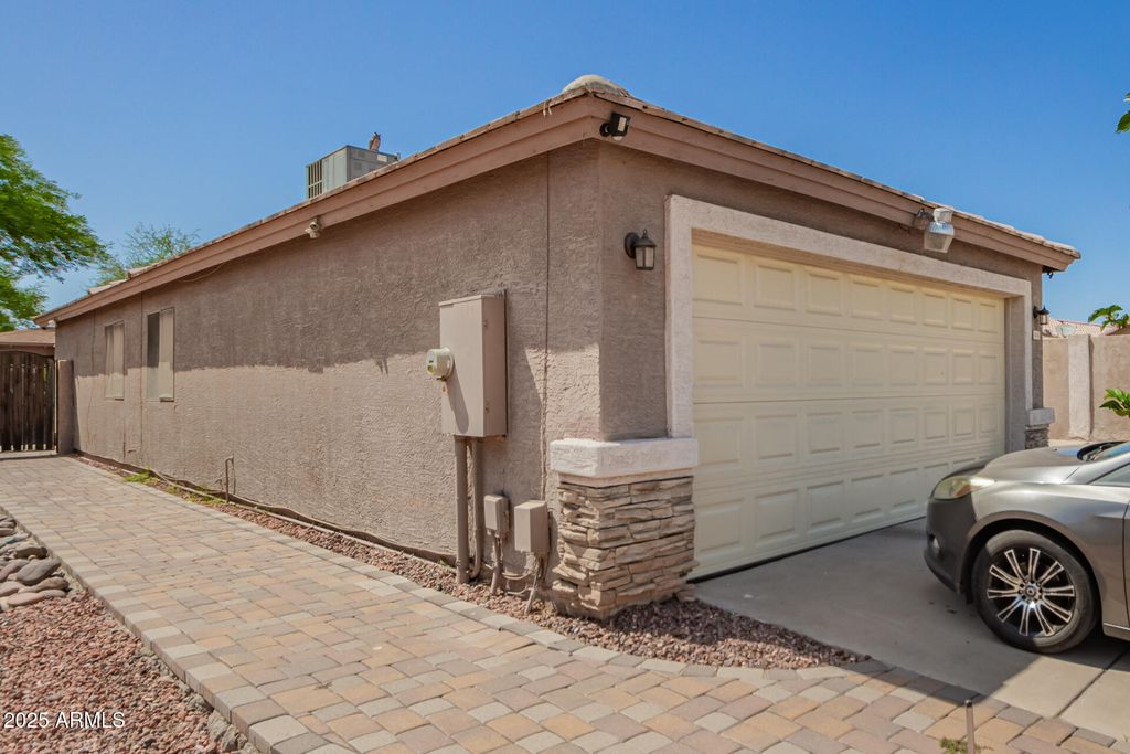 4644 N 84TH Drive, Phoenix, AZ 85037 — photo 4