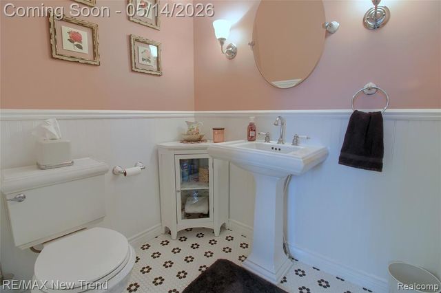 304 E Liberty Street, South Lyon, MI 48178