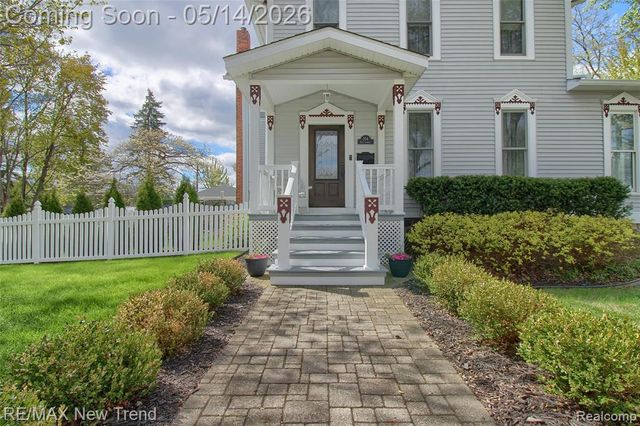 304 E Liberty Street, South Lyon, MI 48178