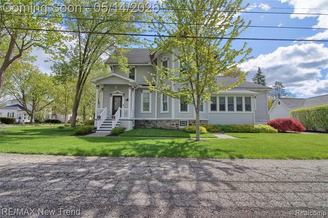 304 E Liberty Street, South Lyon, MI 48178