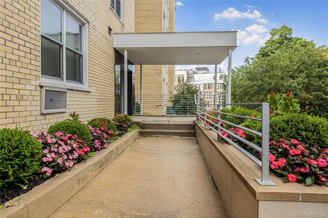 2390 Palisade Avenue 2B, Bronx, NY 10463