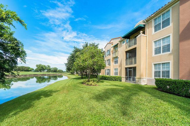 11740 Saint Andrews Place 308, Wellington, FL 33414