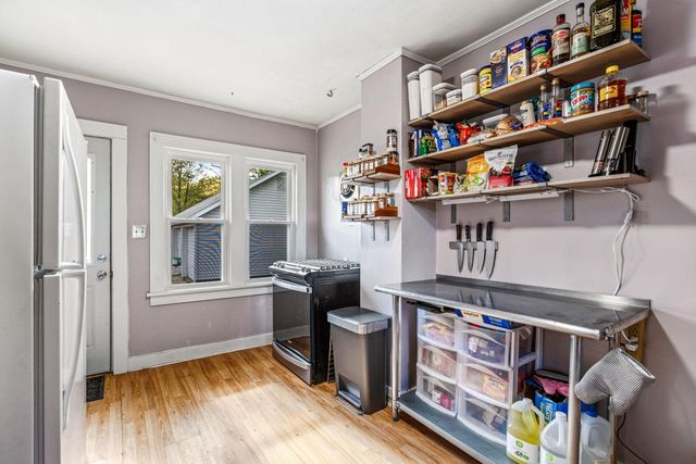 906 Cameron Street, Eau Claire, WI 54703