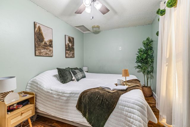 906 Cameron Street, Eau Claire, WI 54703