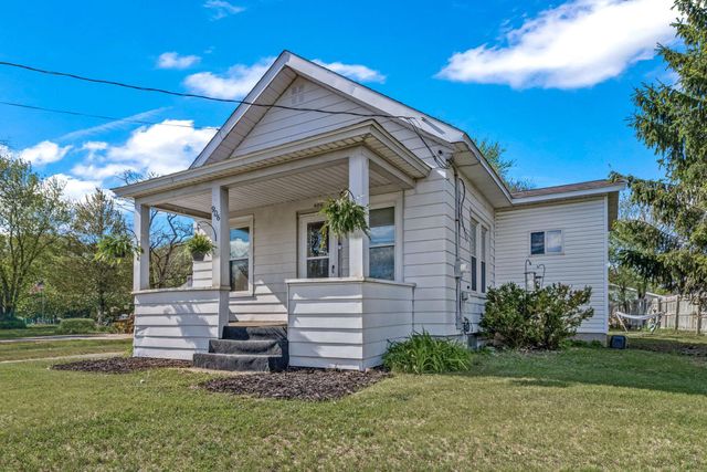 906 Cameron Street, Eau Claire, WI 54703