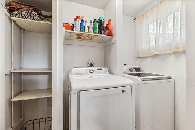 906 Cameron Street, Eau Claire, WI 54703