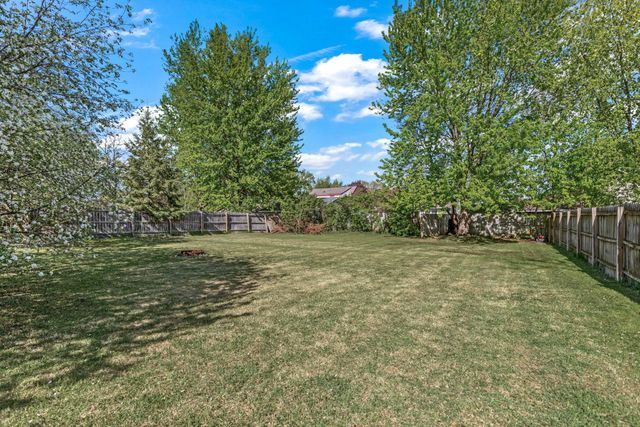 906 Cameron Street, Eau Claire, WI 54703