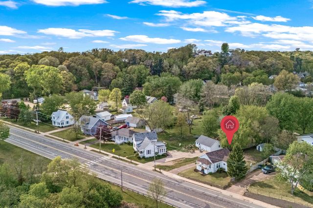 906 Cameron Street, Eau Claire, WI 54703