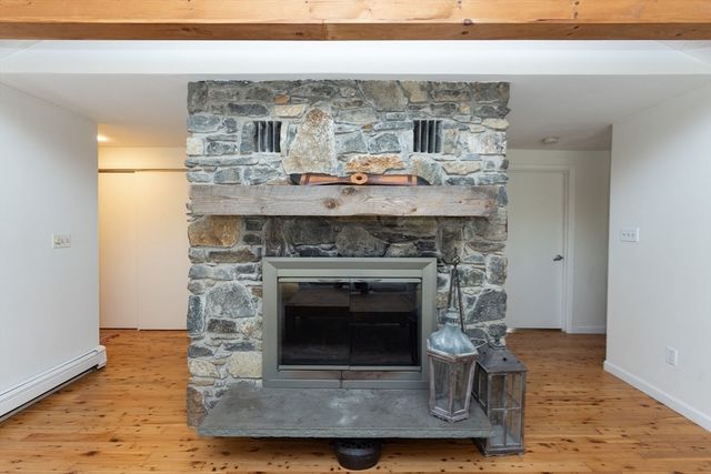 92 Brook St, Hudson, MA 01749