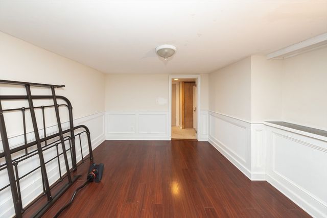 92 Brook St, Hudson, MA 01749