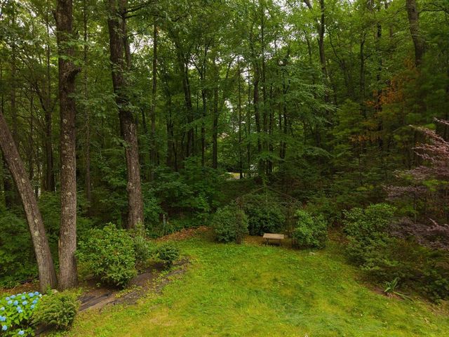 92 Brook St, Hudson, MA 01749