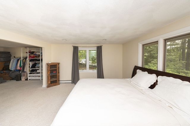 92 Brook St, Hudson, MA 01749