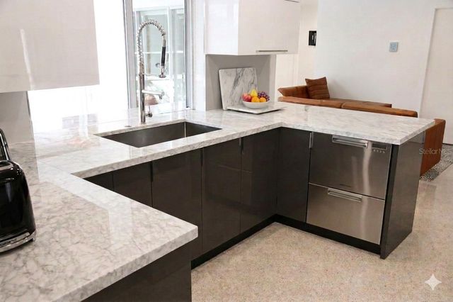1901 UPPER COVE TERRACE, Sarasota, FL 34231