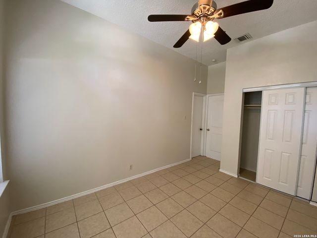 9943 ECHO PLAIN DR, San Antonio, TX 78245