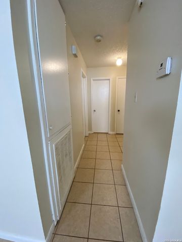 9943 ECHO PLAIN DR, San Antonio, TX 78245