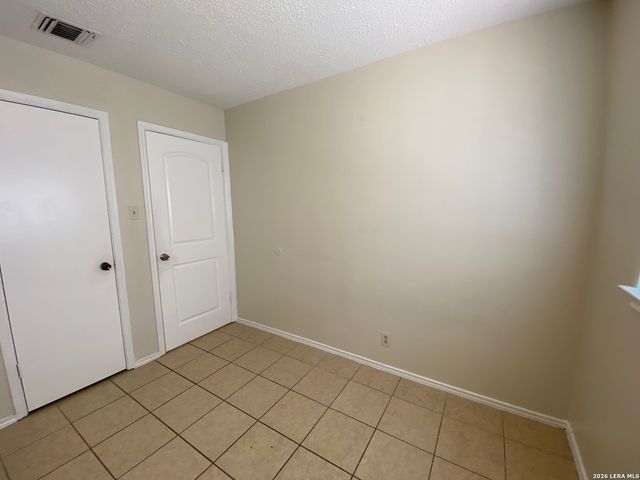 9943 ECHO PLAIN DR, San Antonio, TX 78245