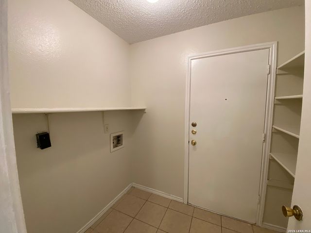 9943 ECHO PLAIN DR, San Antonio, TX 78245