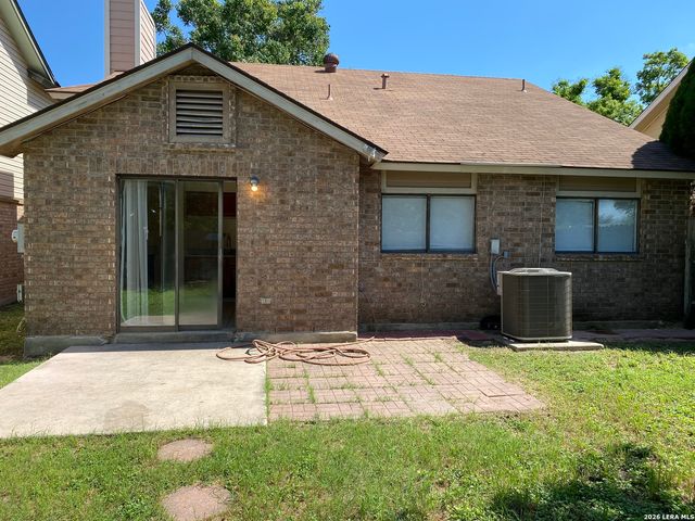 9943 ECHO PLAIN DR, San Antonio, TX 78245