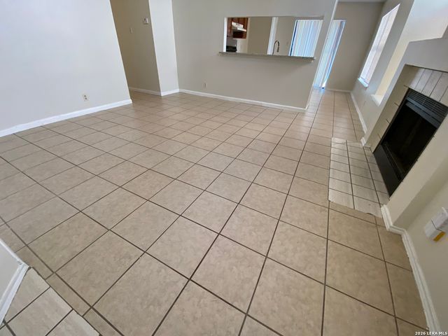 9943 ECHO PLAIN DR, San Antonio, TX 78245