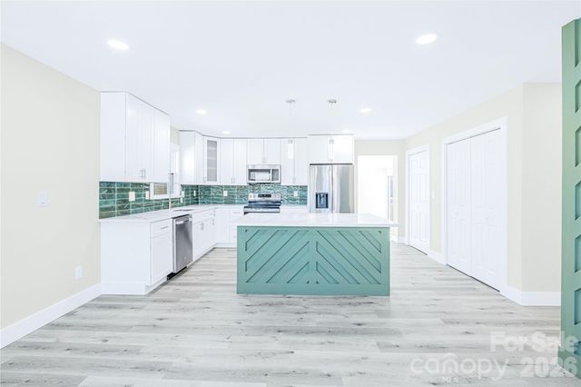 3623 Sargeant Drive, Charlotte, NC 28217