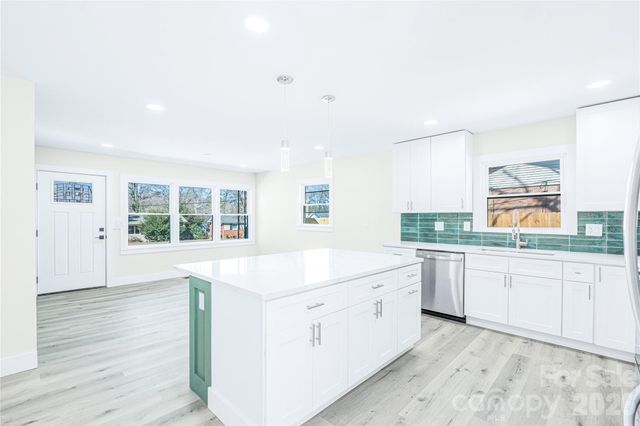 3623 Sargeant Drive, Charlotte, NC 28217