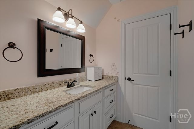 1774 Gentry Lane, Statham, GA 30666