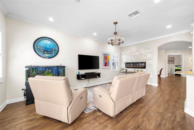 8550 Lakeside Bend, Parkland, FL 33076