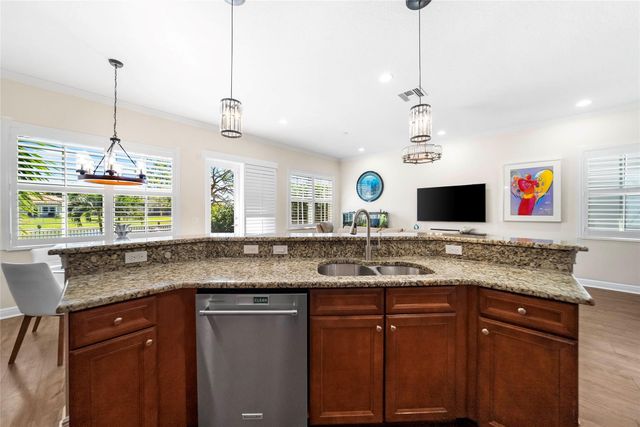 8550 Lakeside Bend, Parkland, FL 33076