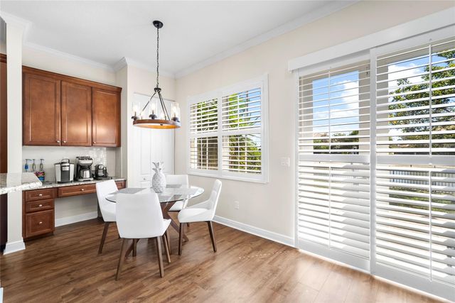 8550 Lakeside Bend, Parkland, FL 33076