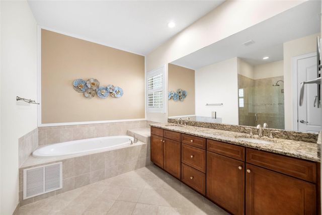 8550 Lakeside Bend, Parkland, FL 33076