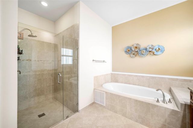 8550 Lakeside Bend, Parkland, FL 33076