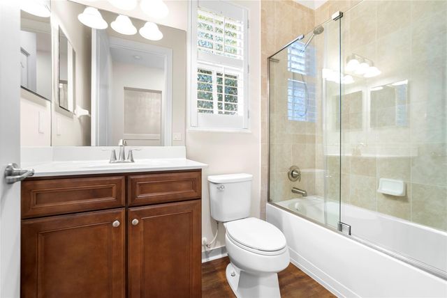 8550 Lakeside Bend, Parkland, FL 33076