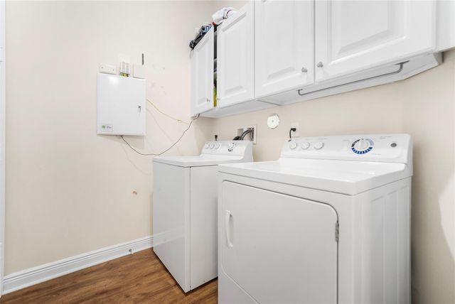 8550 Lakeside Bend, Parkland, FL 33076