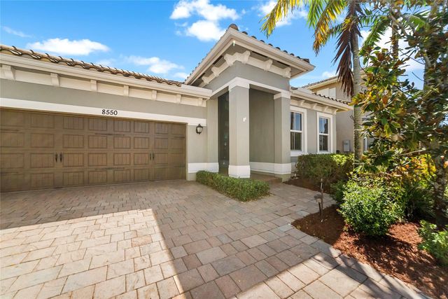 8550 Lakeside Bend, Parkland, FL 33076