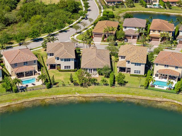 8550 Lakeside Bend, Parkland, FL 33076