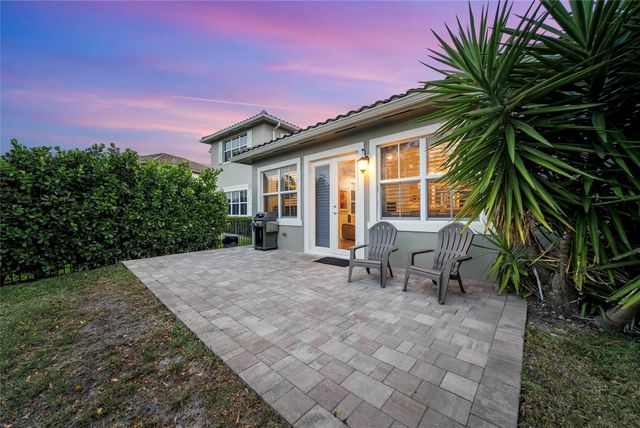 8550 Lakeside Bend, Parkland, FL 33076