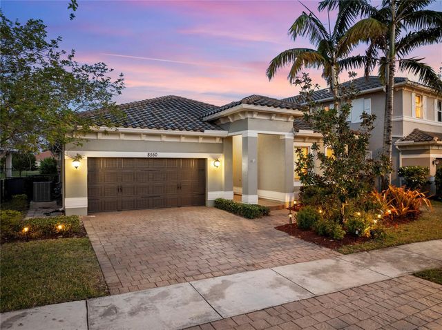 8550 Lakeside Bend, Parkland, FL 33076