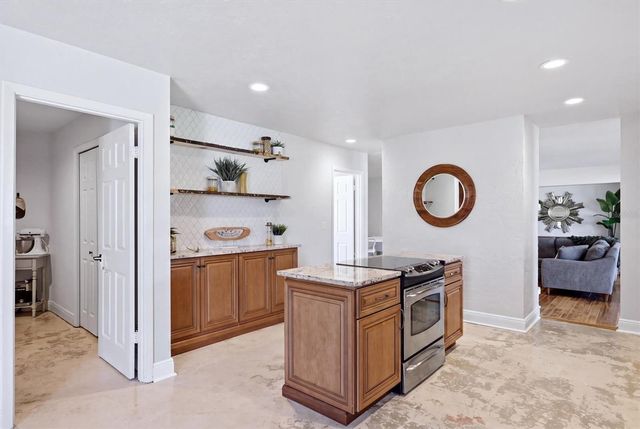 3810 HIDDEN RIVER ROAD, Sarasota, FL 34240