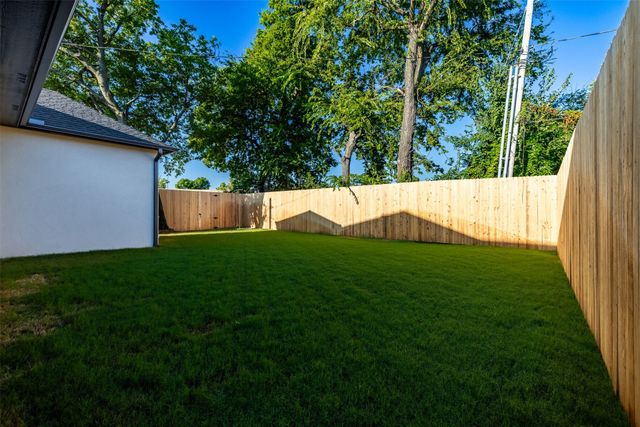 4962 S Boston Place, Tulsa, OK 74105