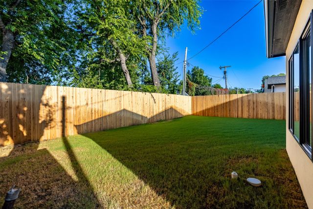 4962 S Boston Place, Tulsa, OK 74105