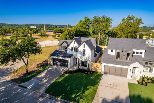4962 S Boston Place, Tulsa, OK 74105