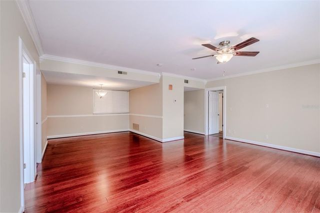 601 W OLD HWY 441 11B, Mount Dora, FL 32757
