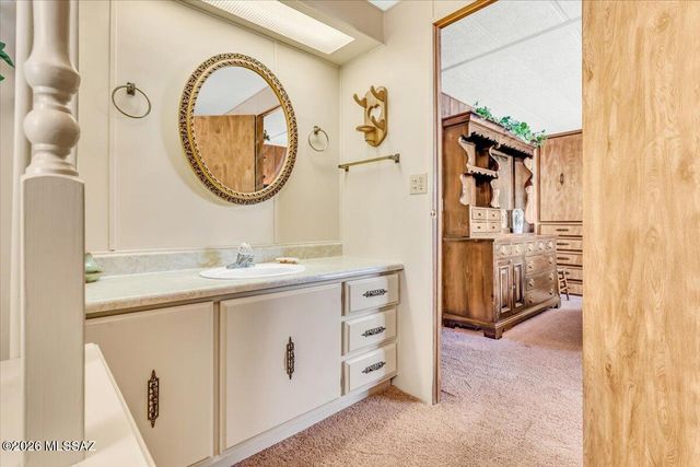 5840 W Flying W Street, Tucson, AZ 85713