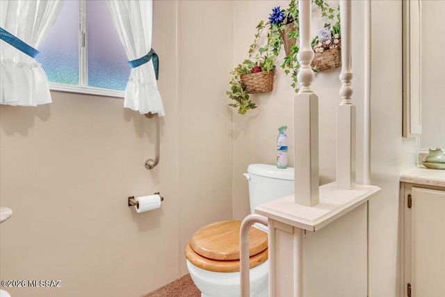 5840 W Flying W Street, Tucson, AZ 85713