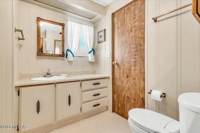 5840 W Flying W Street, Tucson, AZ 85713