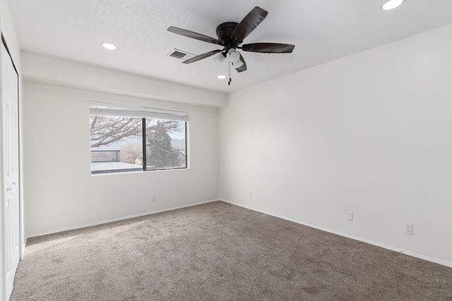 908 Riva Court NE, Rio Rancho, NM 87124