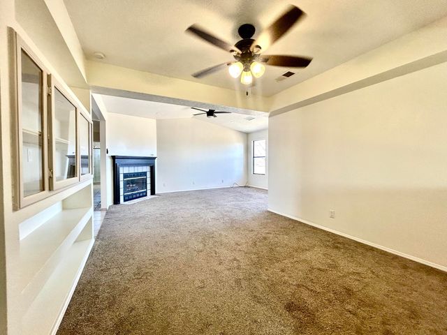 908 Riva Court NE, Rio Rancho, NM 87124